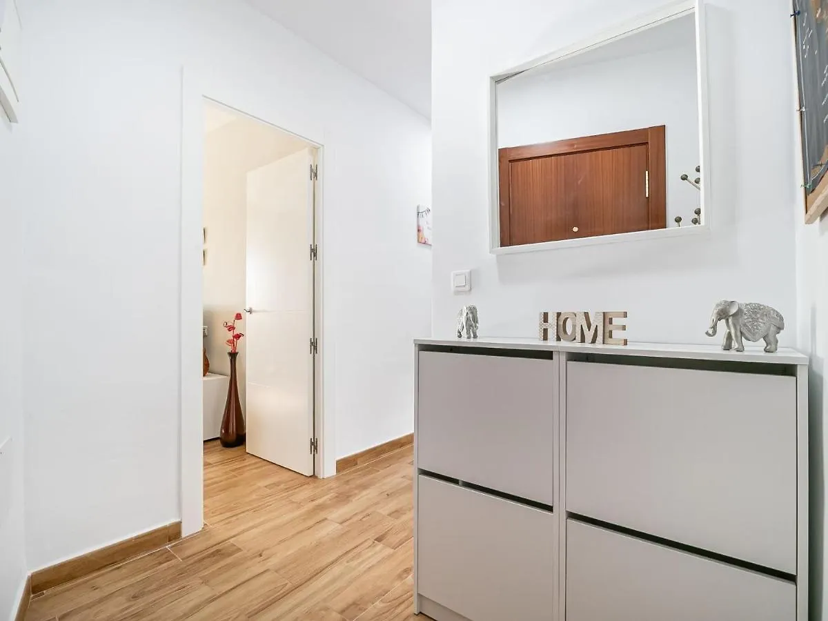 Comfortable Holiday Home In Malaga Near Seabeach