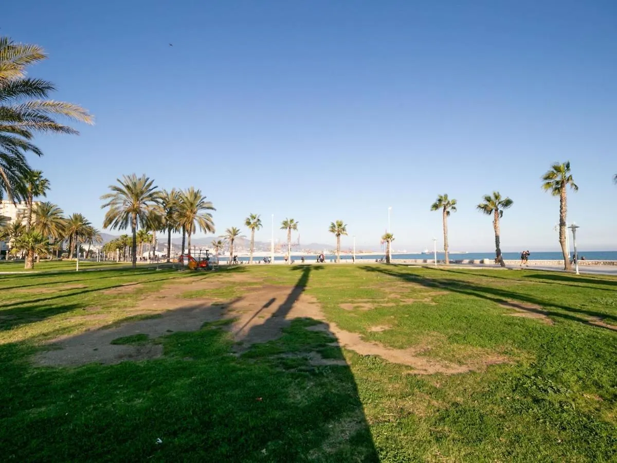 Comfortable Holiday Home In Malaga Near Seabeach